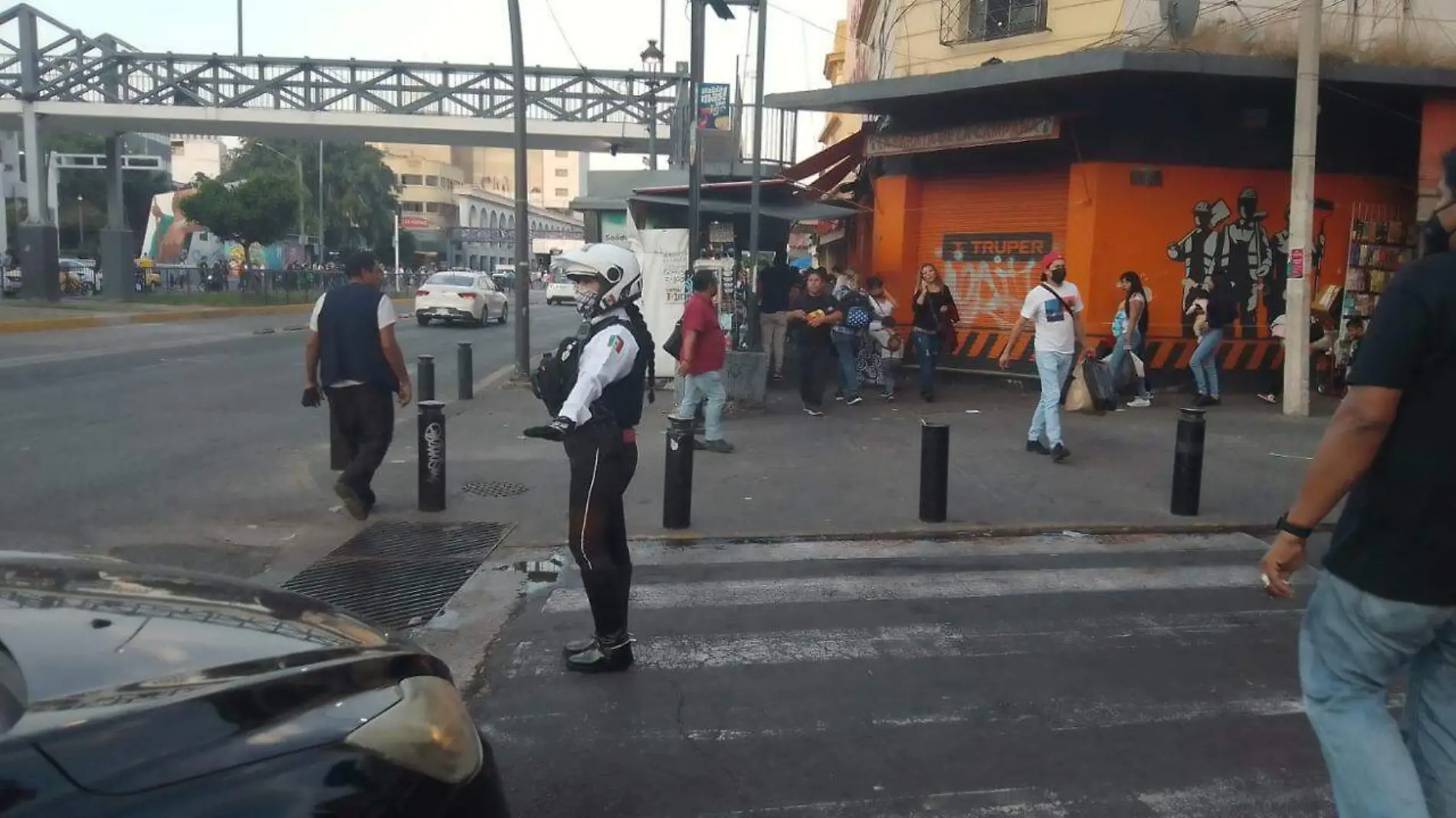 Compras navideñas en San Juan de Dios